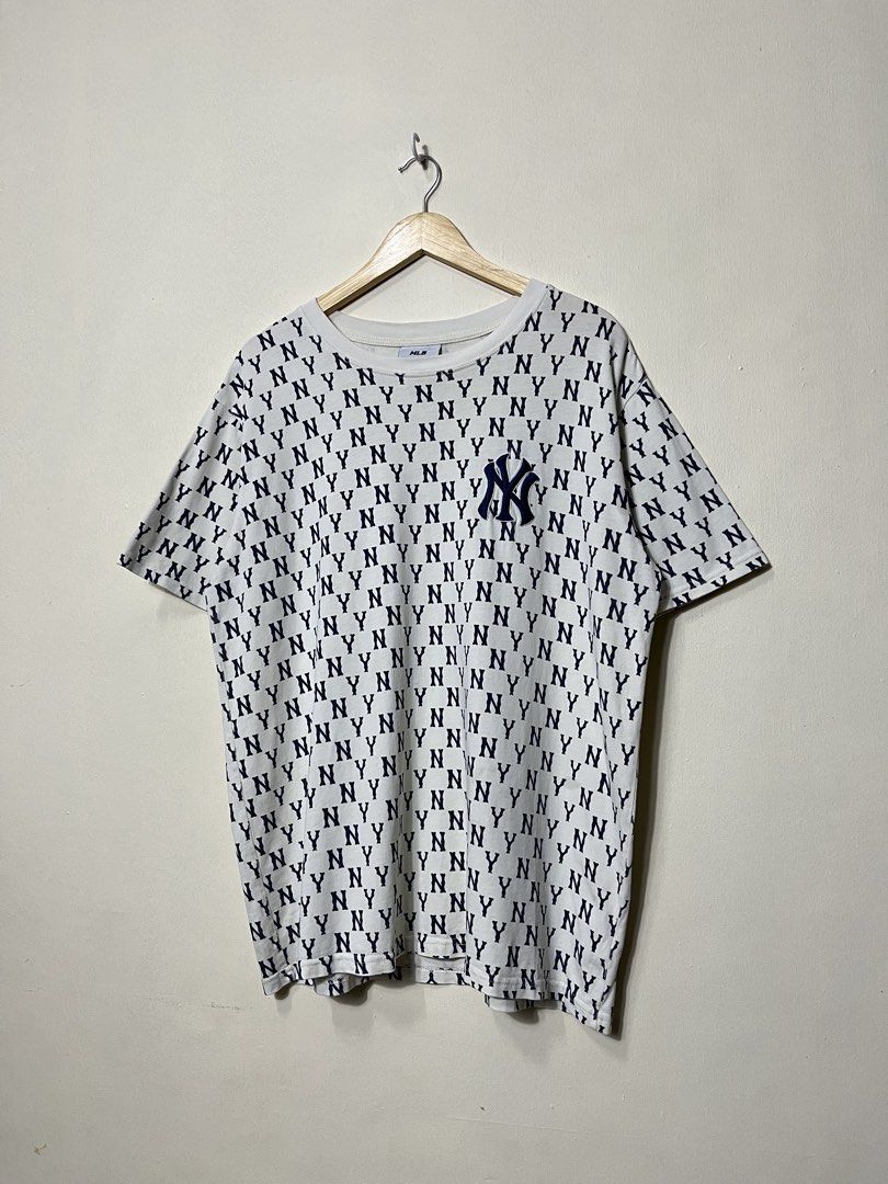 MLB NY ALL OVER PRINT (Category: Tshirts & Polo Shirts ) located in Malolos. Submitted by paulogalan77273 (Listing ID 1461545694, Image 2). Description: MLB NY ALL OVER PRINT - Condition: Good Color rate: 9.5/10 Size: Large Width: 23 Length: 29 - Location: Malolos Bulacan Courier: J&T / LALAMOVE / LBC.