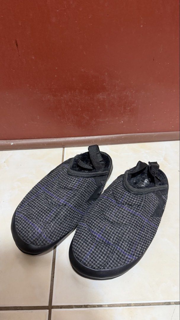 MNLA Clogs Plaid Lined Slippers (Category: Slippers and slides) located in Manila. Submitted by sneakspxxks (Listing ID 1461442316, Image 1). Description: - Cozy plaid slippers with plush faux fur lining - Easy slip-on style with a secure heel strap - Durable soles with excellent grip for safety - Ideal for comfortable lounging at home - Pre-loved condition, showing minimal signs of wear but plenty of life remaining.