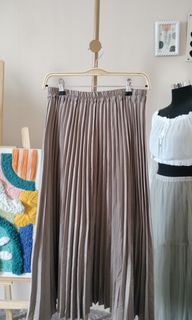 (Category: ) located in . Submitted by linenandsilk (Listing ID 1461422318, Image 1). Description: .