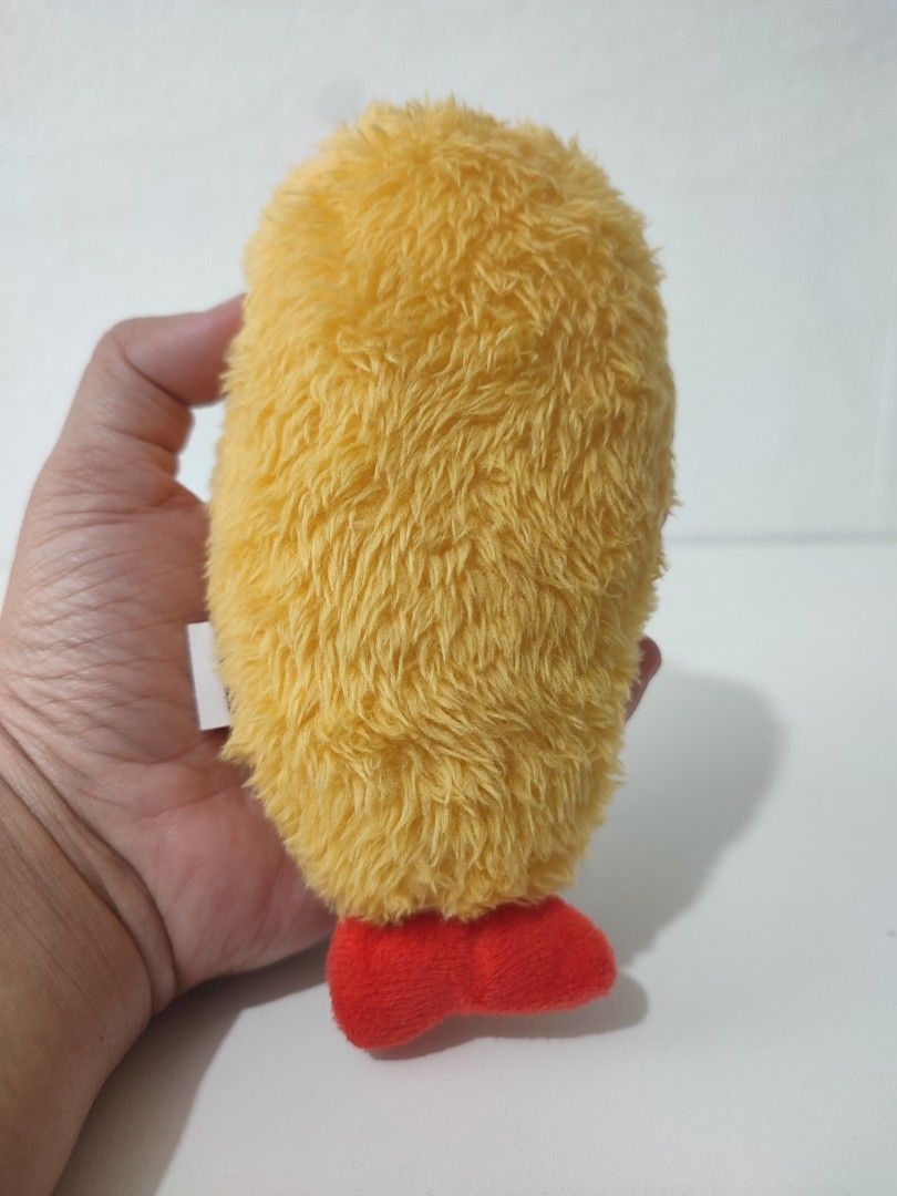 Mofusand Yellow Fluffy Cat Plush Keychain (Category: Plushies & Soft Toys) located in Manila. Submitted by epicmountain-f20453 (Listing ID 1461513051, Image 3). Description: - Adorable Mofusand plush keychain - Bright yellow color with a cute cat face - Features a charming little red foot detail - Ideal for attaching to bags, backpacks, or purses - A must-have for any Mofusand enthusiast!.