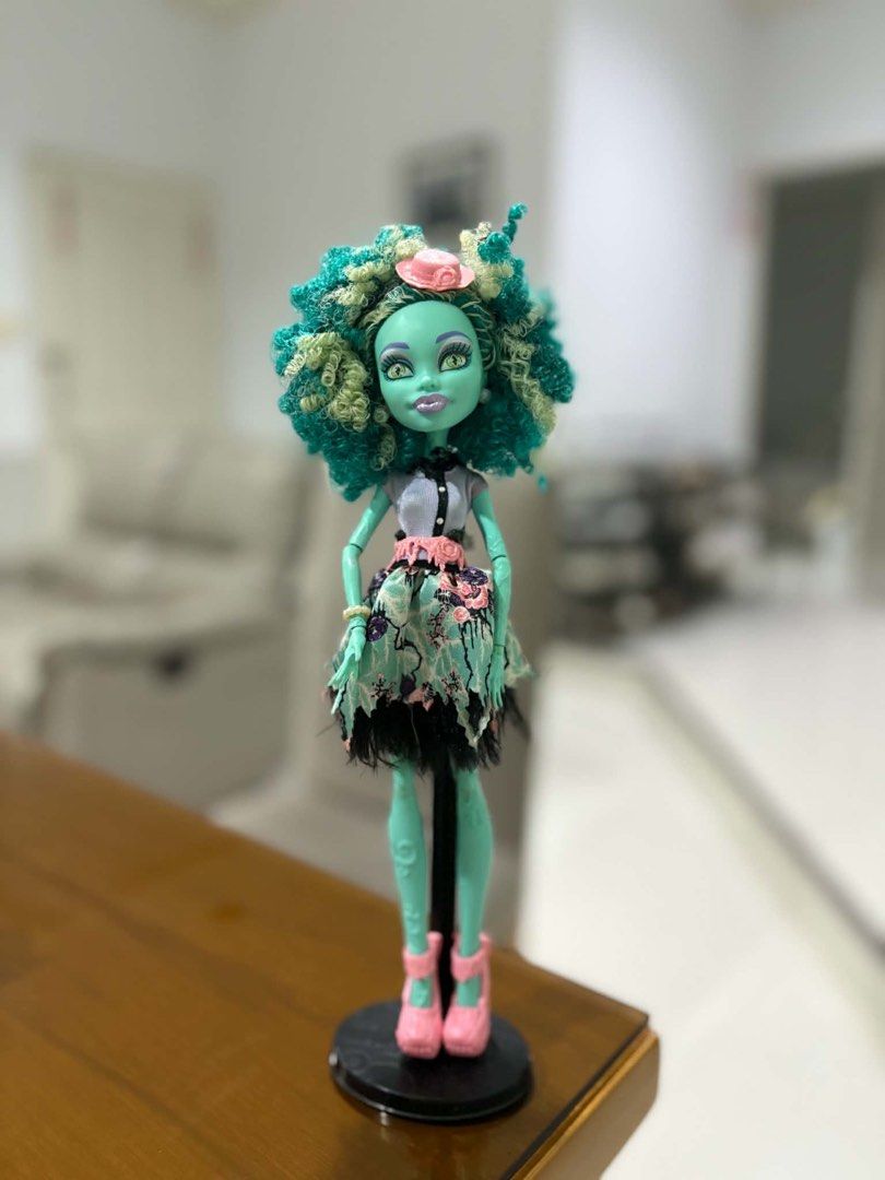 Monster High Doll - honey swamp (Category: Kids Toys) located in Manila. Submitted by deniseeeeeee120 (Listing ID 1461559229, Image 1). Description: .