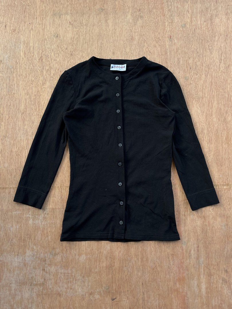 MORGAN DE TOI (Category: Blouses) located in Manila. Submitted by more_rome (Listing ID 1461354348, Image 1). Description: .