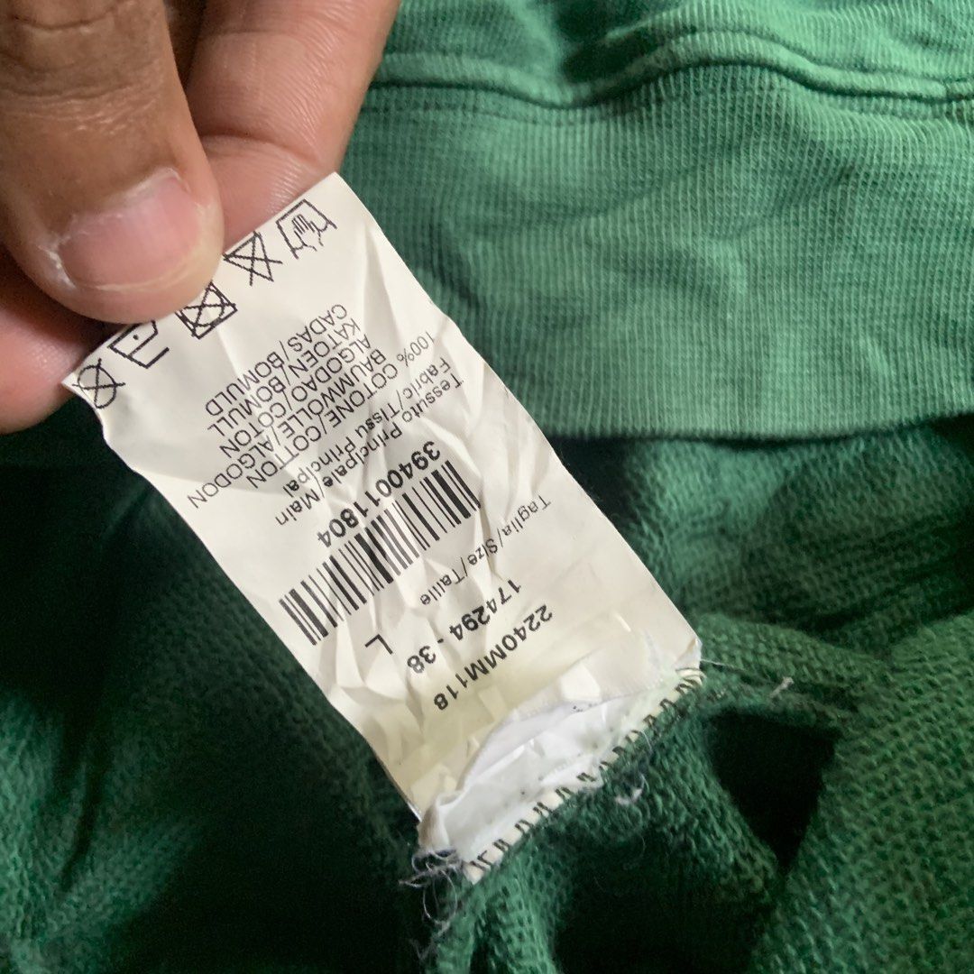 MSGM MILANO SHIRT (Category: Tshirts & Polo Shirts ) located in Tabaco. Submitted by bayhust (Listing ID 1461342058, Image 3). Description: 22x28 EXCELLENT NO ISSUE 10/10 color rate.