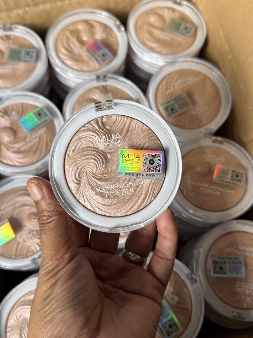 MUA Makeup Academy Shimmer Highlighter Powder (Category: Makeup) located in Santa Rosa. Submitted by superabby1993 (Listing ID 1461408849, Image 1). Description: - MUA Makeup Academy Shimmer Highlighter Powder - Achieve a beautiful, radiant glow - Comes in a convenient compact case - Perfect for enhancing your makeup look -Pink Shimmer.