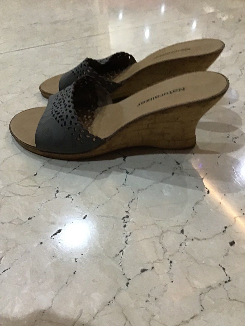 Naturalizer Wedge Sandals (Category: Wedges) located in Quezon City. Submitted by rollingstone03 (Listing ID 1461399135, Image 2). Description: - Brand: Naturalizer - Color: Aqua blue strap - Style: Wedge Sandals - Features: Cut-out detail on strap, comfortable wedge heel, easy slip-on style - Occasion: Casual wear or dressing up.