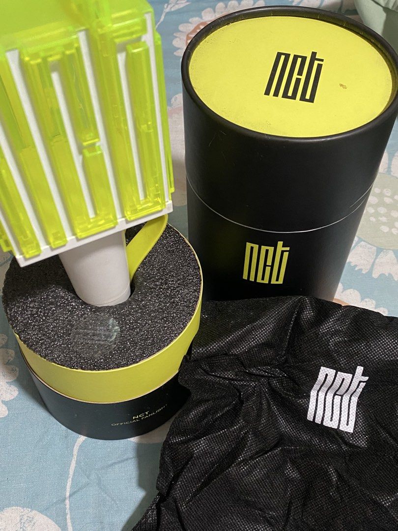 NCT Official Lightstick (Category: K-Wave Merchandise) located in Paranaque City. Submitted by aaria.ryry (Listing ID 1461421325, Image 1). Description: Inclusions: NCT LightStick Manual Dust Bag Box ‼️does not include battery 📍 Parañaque 💳 GCash 📦 Shipping fee — buyer’s shoulder.