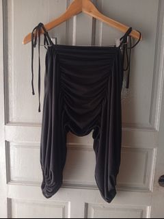 (Category: ) located in . Submitted by original_uniqlo (Listing ID 1461442970, Image 1). Description: .