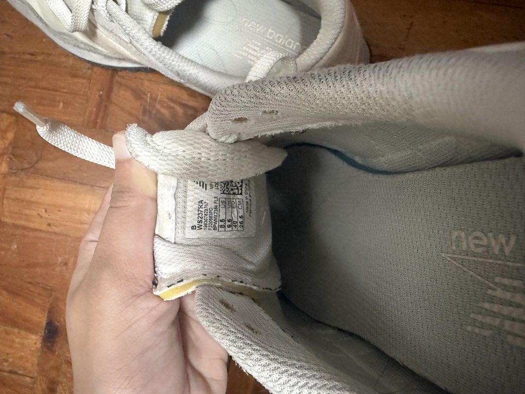 New Balance 237 Sneakers Beige Grey (Category: Sneakers) located in Pasig City. Submitted by mollyscloset123 (Listing ID 1461431451, Image 3). Description: - New Balance 237 Sneakers - Color: Beige and Grey - Size: US 8.5 / EU 40 - Upper Material: Suede and Textile - Laces: Intact - Sole: Shows some wear, still has good grip - Condition: Comfortable for everyday wear Price is negotiable .