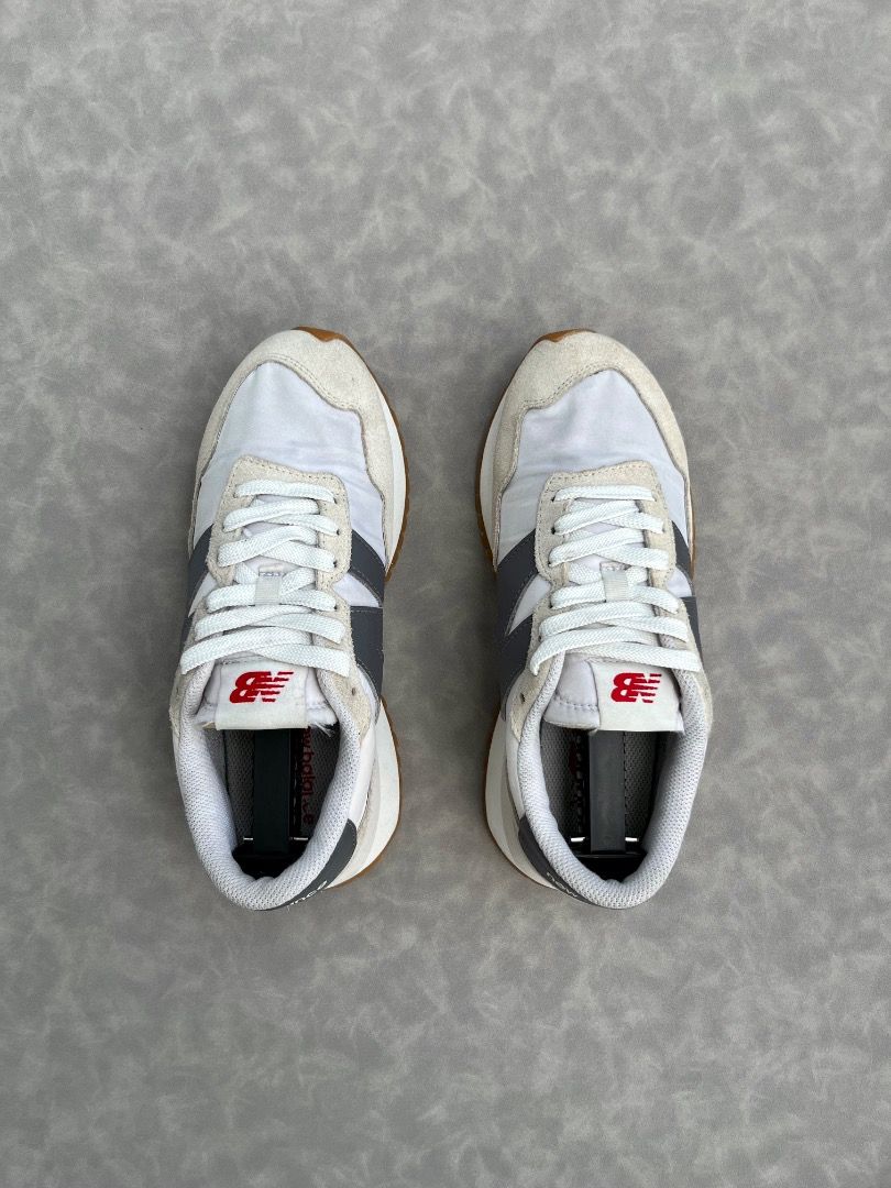 New balance 237 White Grey (Category: Sneakers) located in Bacolod City. Submitted by dimesbcd (Listing ID 1461461095, Image 3). Description: EU 38.5/ US M 6/ US W 7.5/ CM 24 Excellent Condition .