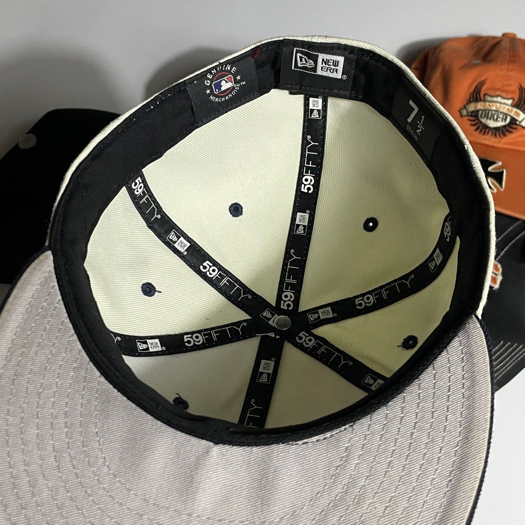 New Era Atlanta Braves Fitted Cap (Category: Caps & Hats) located in Manila. Submitted by reviveclosetph (Listing ID 1461344600, Image 3). Description: 7 1/2 Excellent.