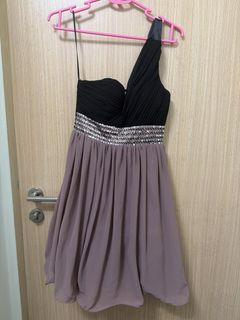 (Category: ) located in . Submitted by venussnow (Listing ID 1461469779, Image 1). Description: .