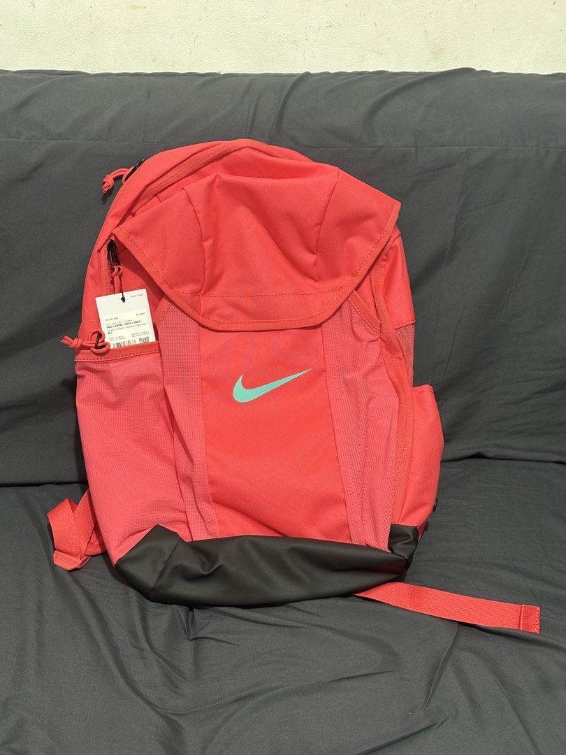 Nike Academy Team (30L) backpack (Category: Backpacks) located in Manila. Submitted by shoepatos4u (Listing ID 1461387810, Image 1). Description: Nike Storm-FIT technology resists elements like wind and water to help keep you comfortable in harsh weather conditions. A side pocket with hook-and-loop closure houses the rain fly. Enlarged tech pocket provides space for your technology. Padded shoulder straps are adjustable for a comfortable fit. Pro