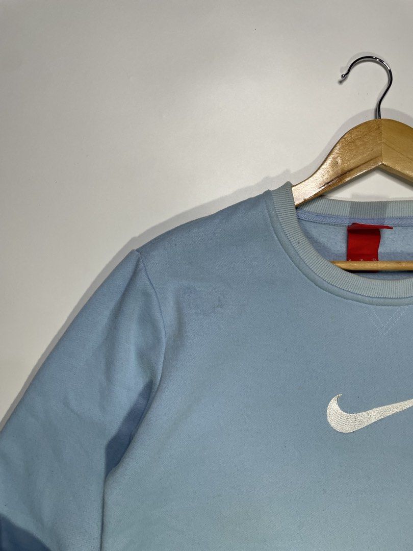 Nike Baby Blue Midswoosh Sweater (Category: Activewear) located in Dasmarinas. Submitted by just_find_castleton (Listing ID 1461393349, Image 3). Description: Nike Baby Blue Midswoosh Sweater Size: XL Dimension: Width - 21.5 Length - 26 Condition - 9/10 -Check pics -1-2 days reservation only -Flakers/Bogus will be posted -Add sf -This is thrift item please manage your expectations.