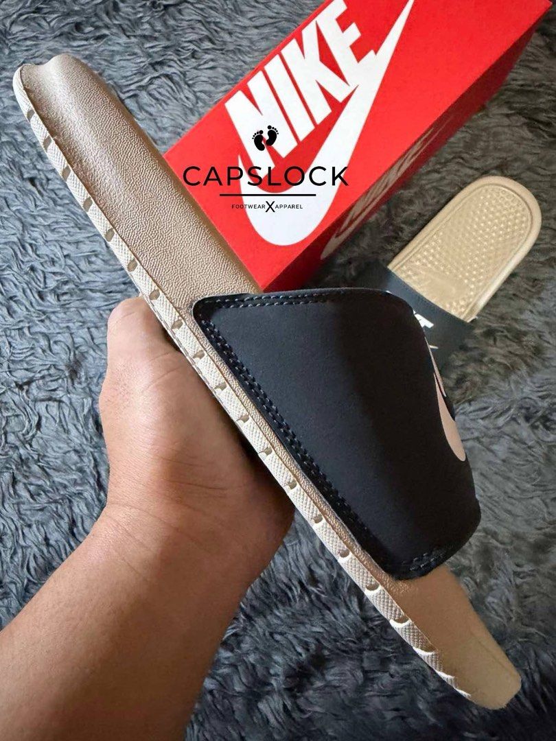 Nike Benassi (Category: Slippers & Slides) located in Manila. Submitted by caps.lock1 (Listing ID 1461394288, Image 3). Description: ✨ ℕ𝔼𝕎 𝔸ℝℝ𝕀𝕍𝔸𝕃 ✨ 𝑵𝒊𝒌𝒆 𝑩𝒆𝒏𝒂𝒔𝒔𝒊 𝒔𝒍𝒊𝒅𝒆 ᴄᴏʟᴏʀ: sᴛʀɪɴɢ / ᴡʜɪᴛᴇ-sᴇᴀᴡᴇᴇᴅ sɪᴢᴇ: 7/8/9/10/11 ᴜs ᴍᴇɴ ʙᴇʟᴏᴡ sʀᴘ: ₱1,600 ᴏɴʟʏ ▪️ᴏɴ ʜᴀɴᴅ▪️ʙʀᴀɴᴅɴᴇᴡ▪️ʟᴇɢɪᴛ💯 *𝐺𝑟𝑎𝑏 𝑦𝑜𝑢𝑟𝑠 𝑛𝑜𝑤.
