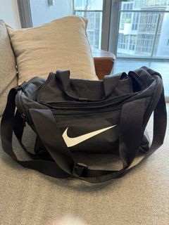 (Category: ) located in . Submitted by dkgaragesale (Listing ID 1461419171, Image 1). Description: .