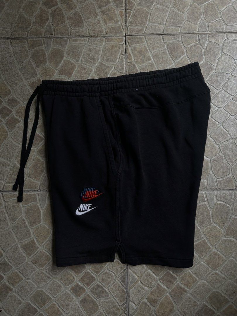 Nike Black Shorts with Double Logo (Category: Shorts) located in Pasay City. Submitted by deguzmanjay (Listing ID 1461517040, Image 1). Description: - Black Nike shorts - Embroidered Nike logo on left leg - Elastic waistband with drawstring - Comfortable for daily wear or workouts.