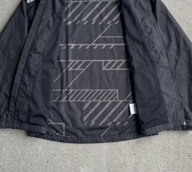Nike Drill Nylon Track Jacket (Category: Coats, Jackets and Outerwear) located in Manila. Submitted by hiddenvaultph (Listing ID 1461362719, Image 2). Description: Black Nike track jacket Size: Medium on tag (True to size) Excellent condition Color rate: 9/10 Issue: Minimal pinhole (Needle size).
