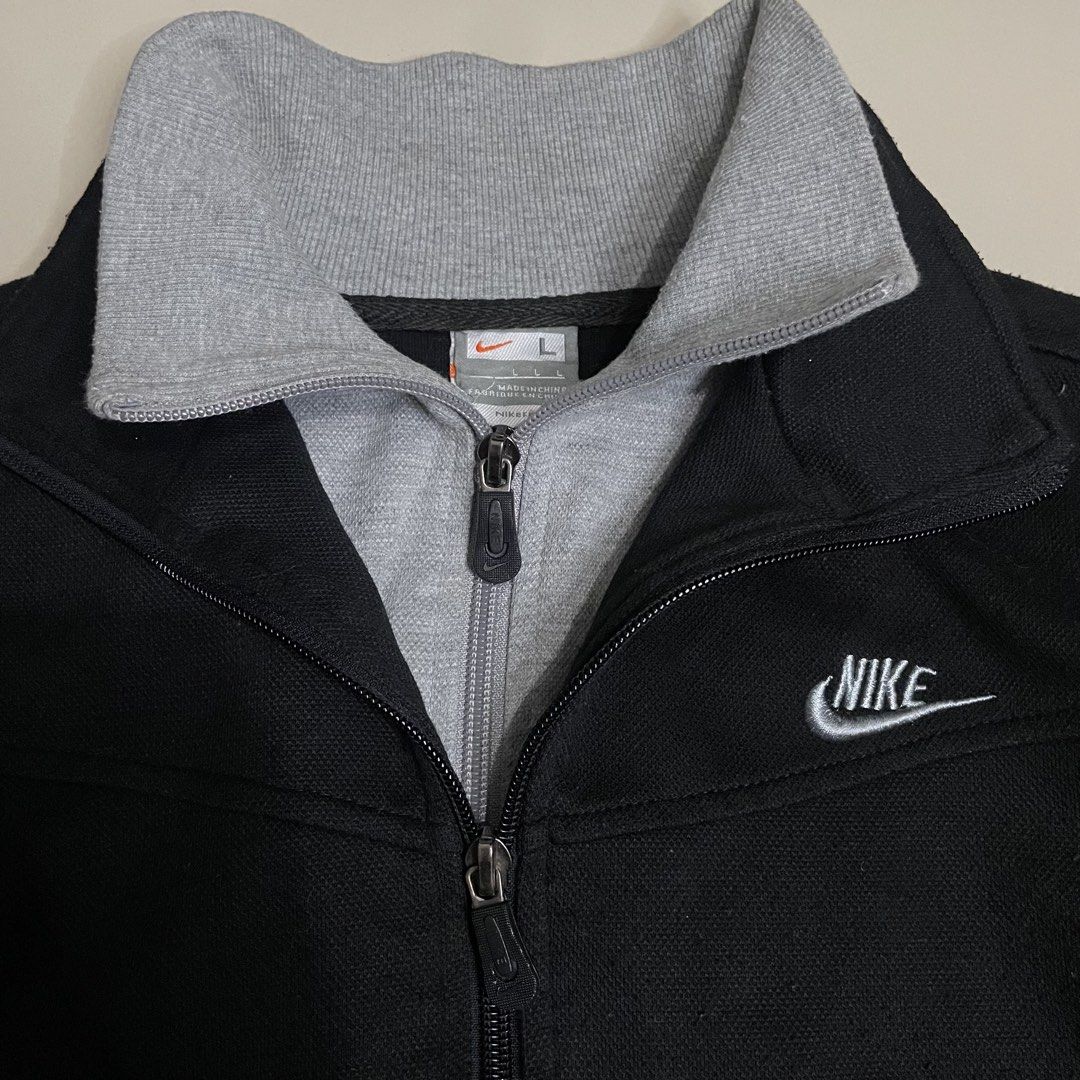Nike Double Zip Track Sweater (Category: Activewear) located in Manila. Submitted by bloodripsx (Listing ID 1461459877, Image 3). Description: .