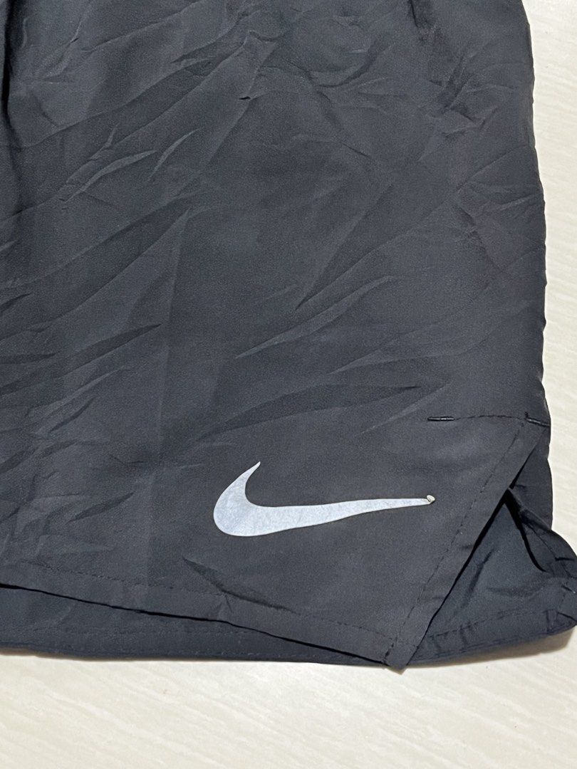 Nike dryfit (Category: Shorts) located in Aloran. Submitted by averythriftshop (Listing ID 1461401970, Image 2). Description: Size:30 In good condition. .
