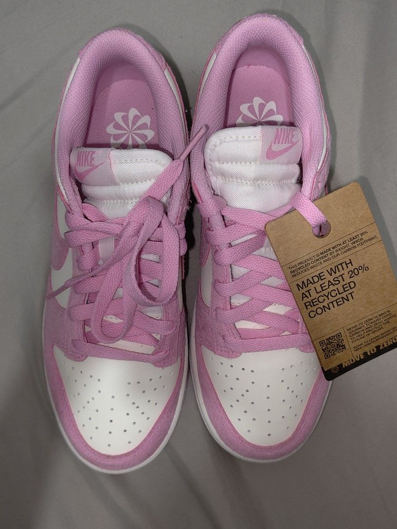 Nike Dunk Low Pink Rise Sail Recycled Content (Category: Sneakers) located in Manila. Submitted by ma.titania (Listing ID 1461325879, Image 1). Description: - Nike Dunk Pink Rise Sail - Made with at least 20% recycled content (check tag for details) - No box and Price is still negotiable - Lace-up closure - Ideal for everyday wear.