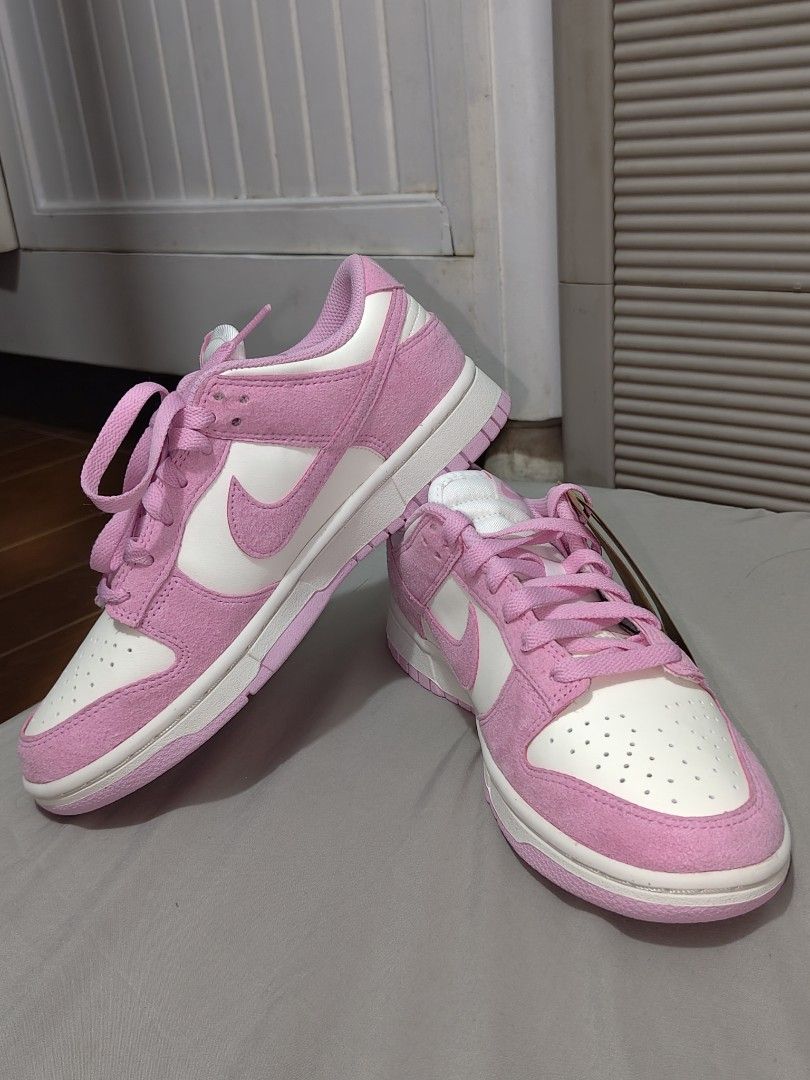 Nike Dunk Low Pink Rise Sail Recycled Content (Category: Sneakers) located in Manila. Submitted by ma.titania (Listing ID 1461325879, Image 2). Description: - Nike Dunk Pink Rise Sail - Made with at least 20% recycled content (check tag for details) - No box and Price is still negotiable - Lace-up closure - Ideal for everyday wear.