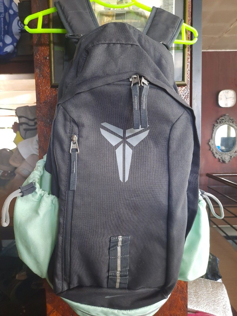Nike Elite Kobe Mamba Backpack (Category: Backpacks) located in Quezon City. Submitted by johntwothreemj (Listing ID 1461344769, Image 2). Description: Nike Elite Kobe basketball backpack featuring a reflective sheath logo and light mint green side pockets Used but not abused .