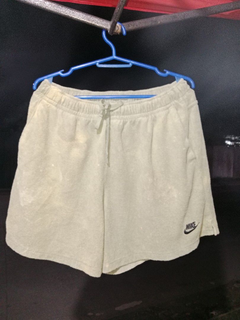 Nike fleece Apple Green tye dye (Category: Shorts) located in Manila. Submitted by mickmickthriftedshop (Listing ID 1461454152, Image 1). Description: 30 to 36 haba 19.