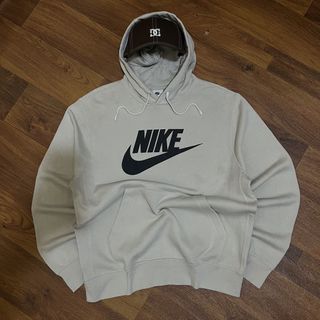 (Category: ) located in . Submitted by hustlerthrift27 (Listing ID 1461554936, Image 1). Description: .