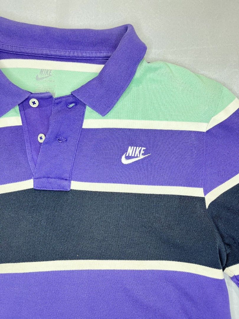 Nike Polo (Category: Announcements) located in Cabuyao City. Submitted by grand_vault (Listing ID 1461475934, Image 3). Description: Nike Polo Stripes Size: M Width: 20 Length: 25 Condition: 7/10 Color rate: 10/1/ Issue: Pinhole.