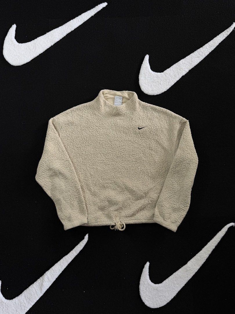 nike semi sherpa jacket fleece pull over (Category: Activewear) located in Manila. Submitted by styleandfly191238 (Listing ID 1461329060, Image 1). Description: length 25 width 22 issue none excllent condition complete tags and original color may vary due to light dm me for more inquiry mop g cash courier jnt or lalamove.