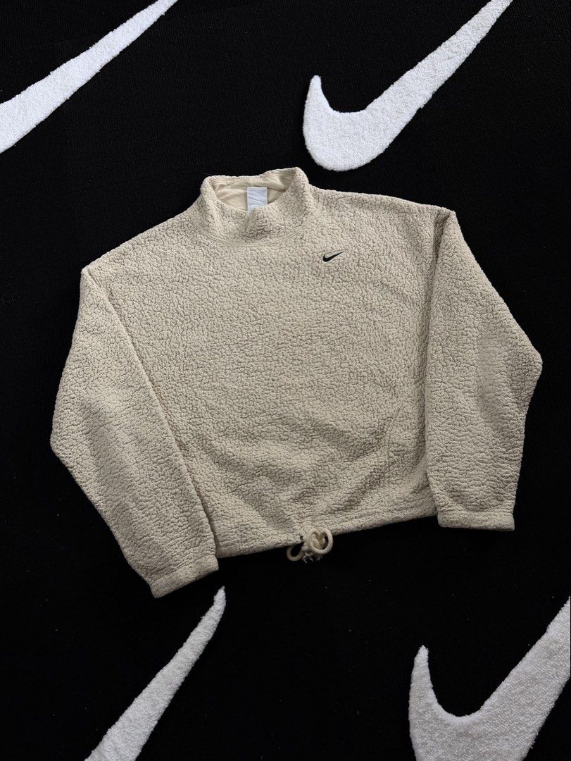 nike semi sherpa jacket fleece pull over (Category: Activewear) located in Manila. Submitted by styleandfly191238 (Listing ID 1461329060, Image 2). Description: length 25 width 22 issue none excllent condition complete tags and original color may vary due to light dm me for more inquiry mop g cash courier jnt or lalamove.