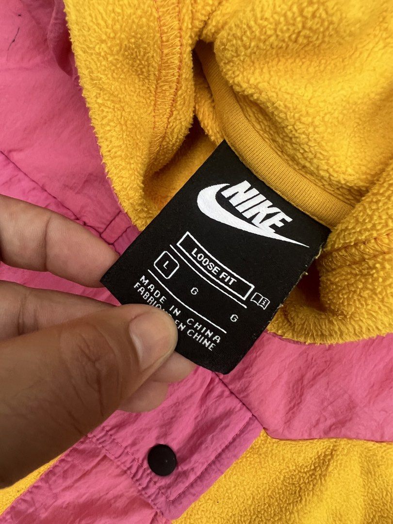 NIKE SHERPA FLEECE JACKET (Category: Coats, Jackets and Outerwear) located in Caloocan City. Submitted by gothrifted (Listing ID 1461422023, Image 3). Description: NIKE SHERPA FLEECE JACKET - thrifted - L on tag (youth size) - dimes: 19x21 - fair condition - issue: minimal stain *color may vary due to lighting .
