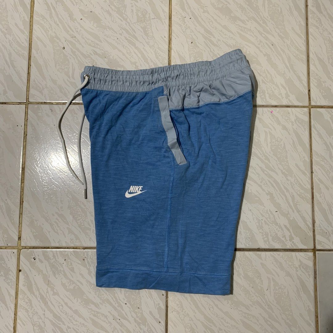 Nike Short (Category: Shorts) located in Cebu City. Submitted by johnferrer96412 (Listing ID 1461545525, Image 3). Description: Nike Short Medium Width 28-34 Length 19 Excellent condition Dm📩.