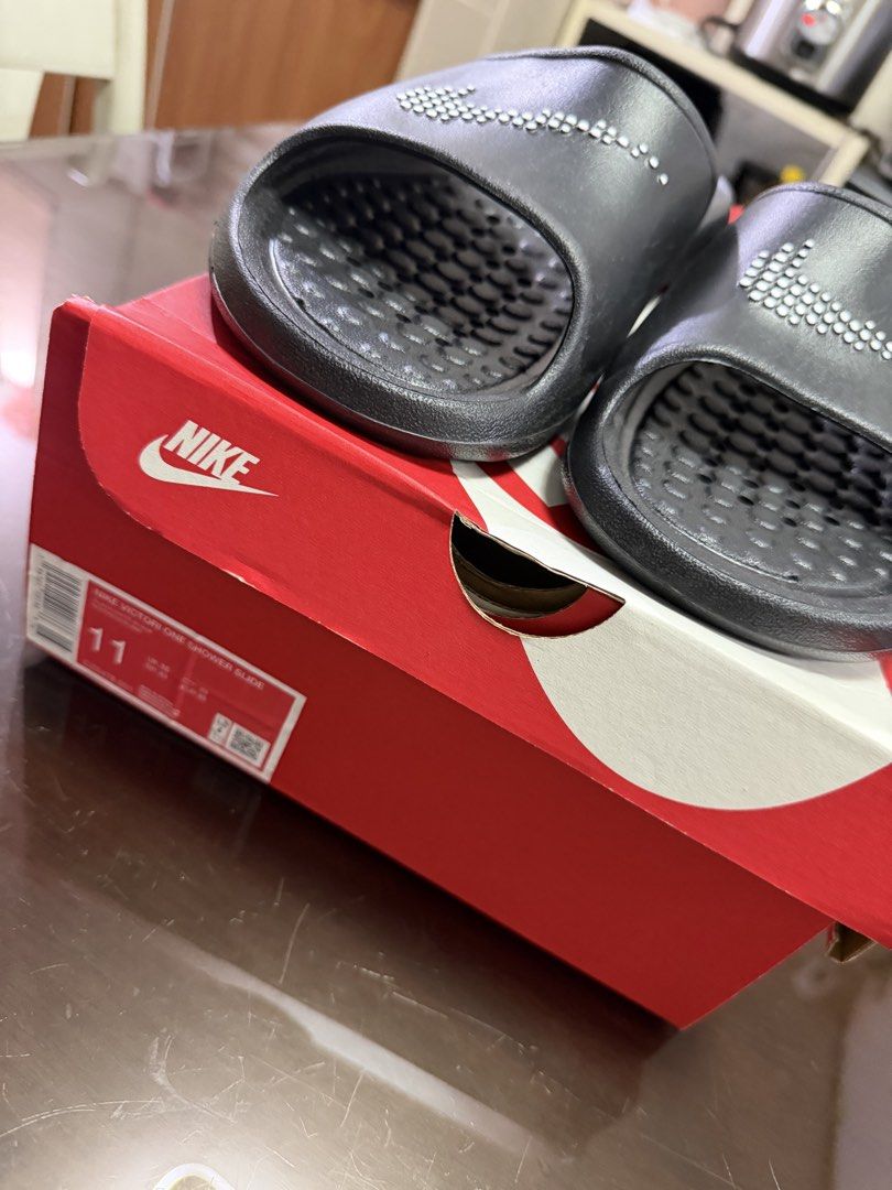 Nike Slippers (Category: Slippers & Slides) located in Bulacan. Submitted by ellehcco (Listing ID 1461455301, Image 2). Description: Brand New! Bought from Nike Store Online RFS: wrong size authentic bought for 1,045 selling for 800 only.