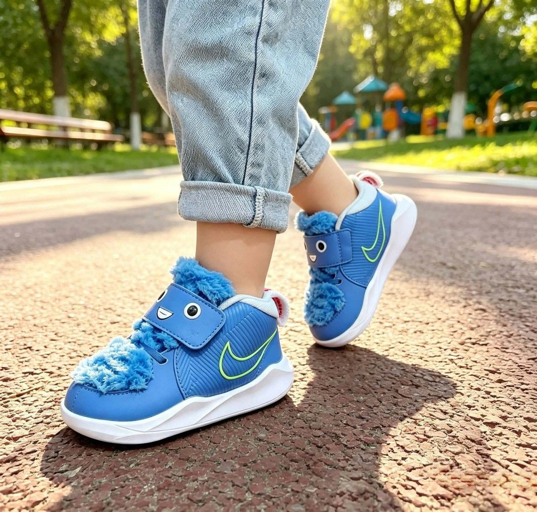 NIKE TEAM HUSTLE (Category: Babies & Kids Fashion) located in Cebu City. Submitted by shopwithshee (Listing ID 1461364754, Image 2). Description: Hi🖐 Welcome to my shop! All items are guaranteed 💯 orig. All Br@nded preloved items with ff conditions; Likenew ( LN), Excellent Used condition ( EUC), Very good condition (VGUC) Kindly refer Details in the pic. Dont hesitate to dm for more pics and angle you want to see. I will be happy to respond to