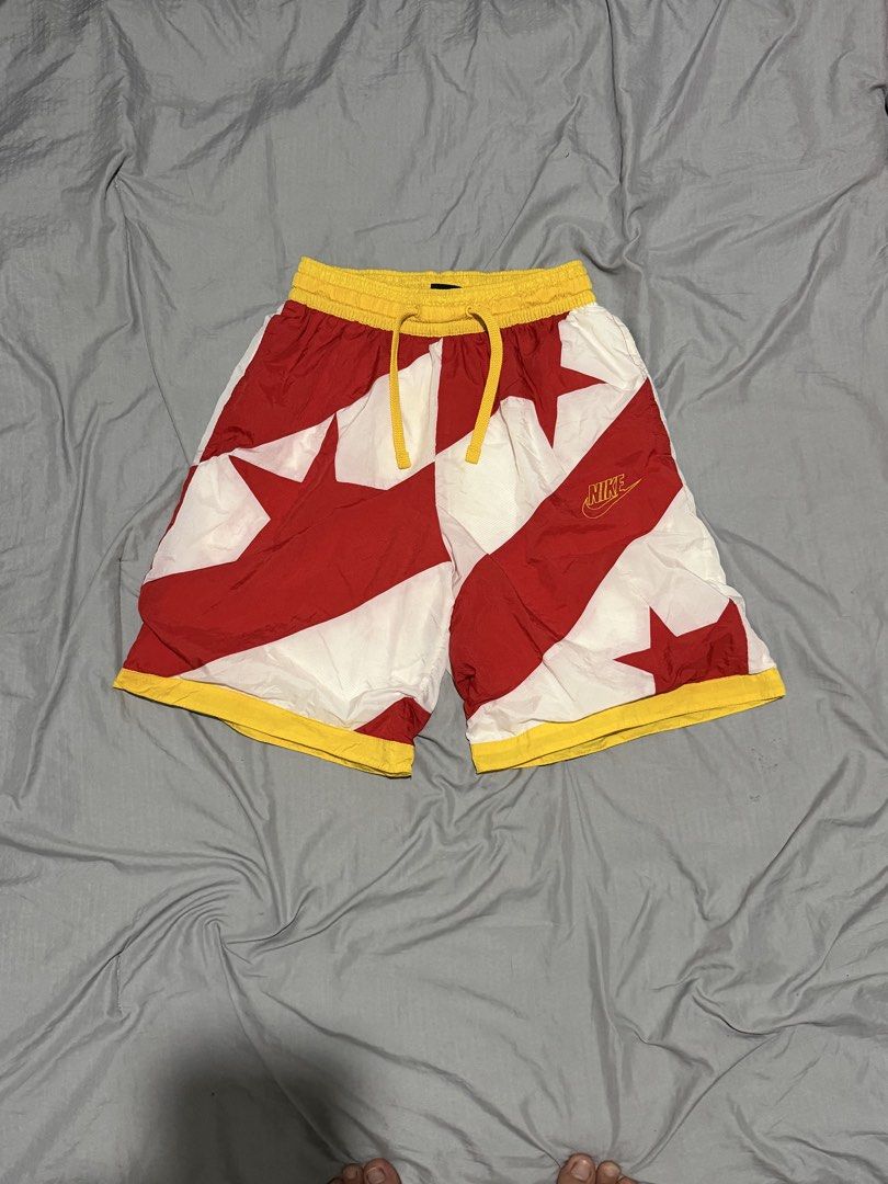 Nike Throwback basketball short (Category: Shorts) located in Manila. Submitted by thra_shirts (Listing ID 1461424765, Image 1). Description: Nike throwback basketball short Medium Waistline 30-34 Length 20 Excellent condition Authentic .