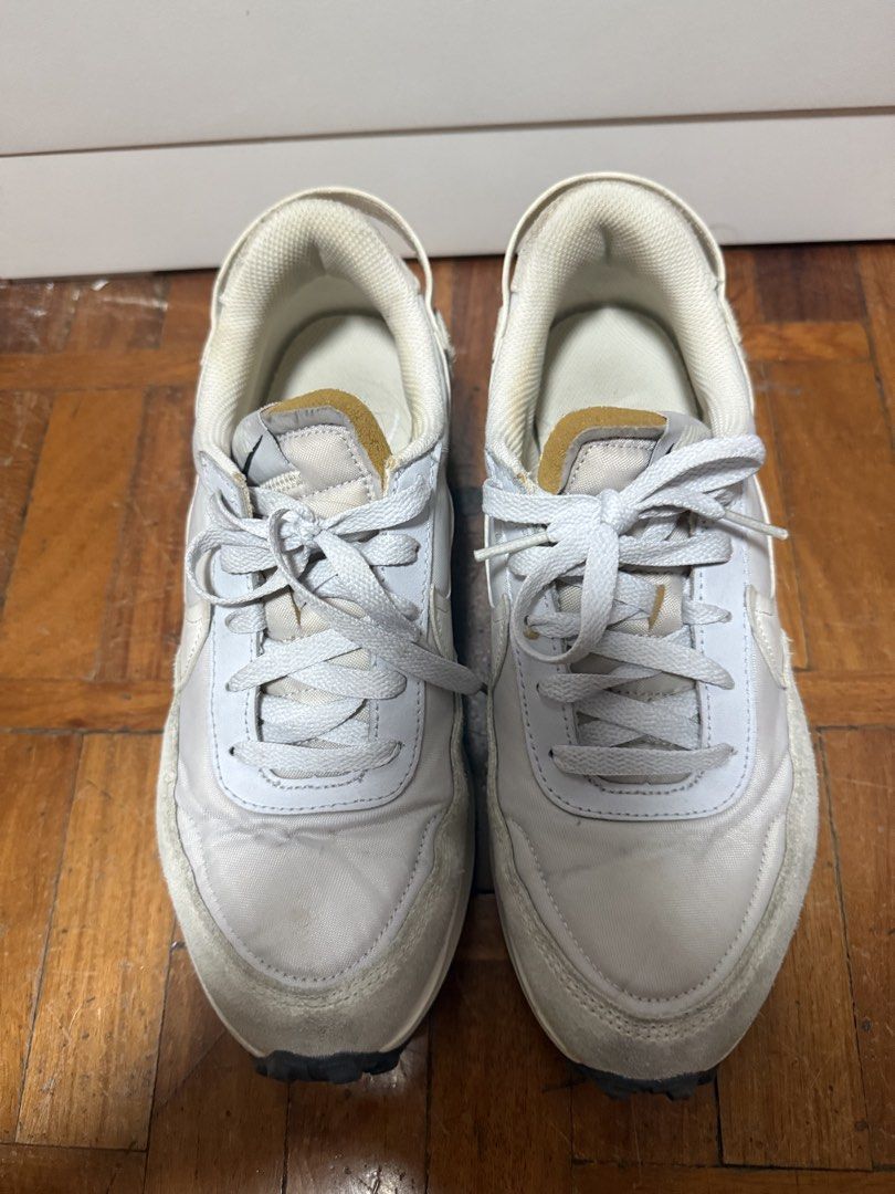 Nike Waffle Trainer 2 SE "1972" White (Category: Sneakers) located in Pasig City. Submitted by mollyscloset123 (Listing ID 1461429836, Image 2). Description: - Nike Waffle Trainer 2 SE (White) - Features iconic '1972' detail on the sole - Classic waffle outsole for excellent grip - Comfortable and stylish for everyday use - Minor signs of wear visible on the midsole and suede Price is negotiable .