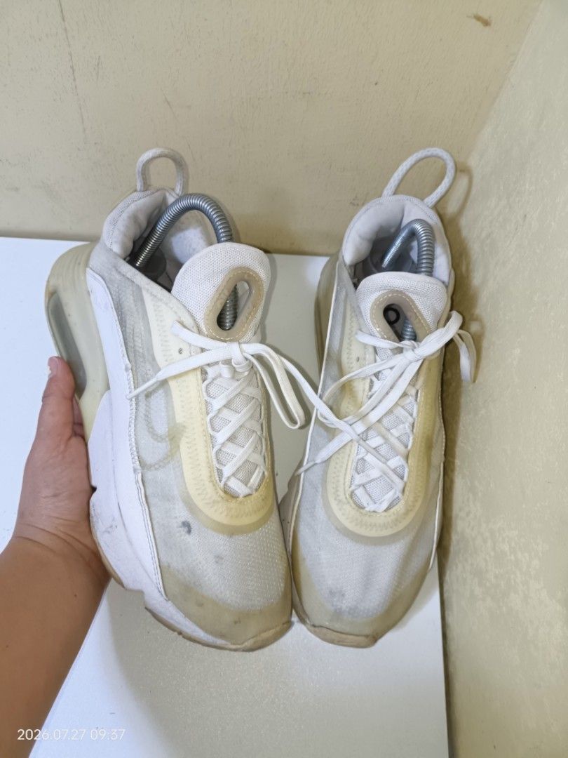 NIKE WOMEN'S SHOES (Category: Sneakers) located in Baguio. Submitted by mariemaeb53657 (Listing ID 1461526724, Image 1). Description: 💐Nike 🍁US:7.5 |EUR:40.5 |CM:25.5.