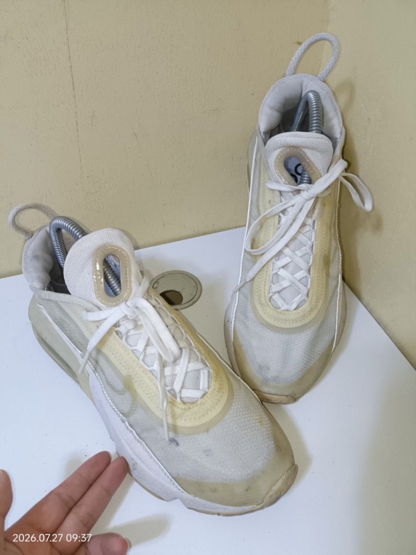 NIKE WOMEN'S SHOES (Category: Sneakers) located in Baguio. Submitted by mariemaeb53657 (Listing ID 1461526724, Image 2). Description: 💐Nike 🍁US:7.5 |EUR:40.5 |CM:25.5.
