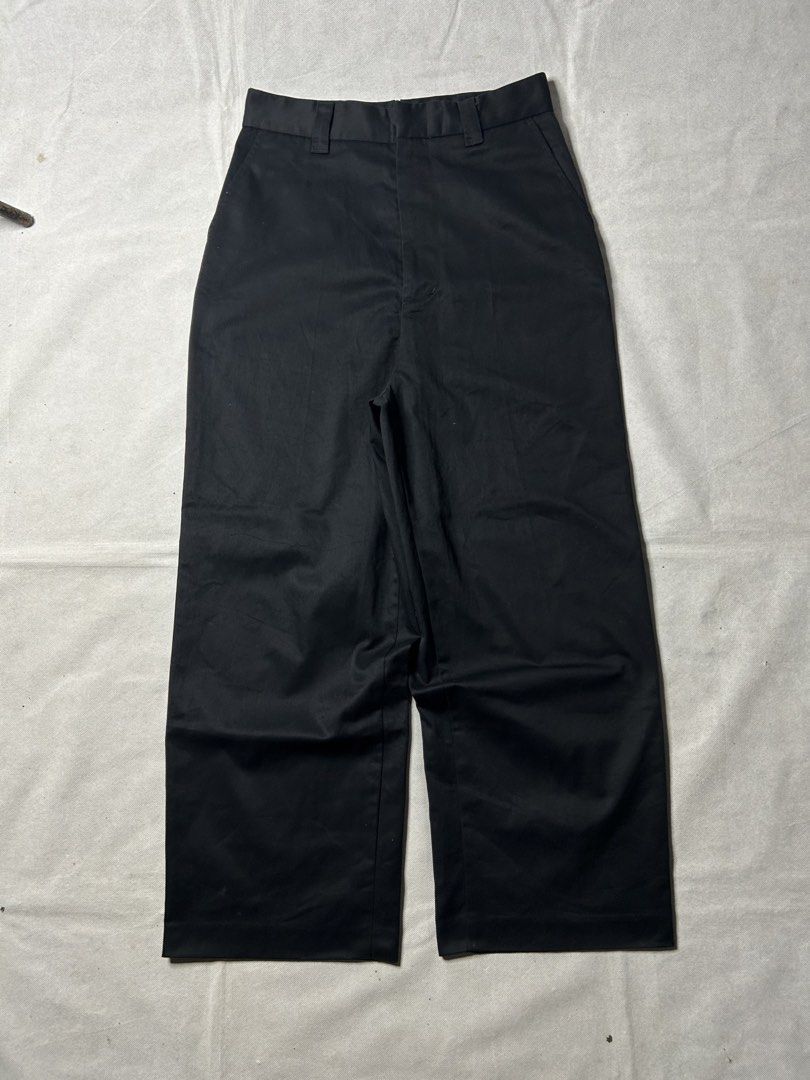 Niko And… Wide Leg Trousers (Category: Trousers) located in Iloilo. Submitted by noy_thrift (Listing ID 1461475791, Image 1). Description: Niko And… Wide Leg Trousers Waistline 28-29 Thighs 12.5 Knee 11 Leghole 9.6 Inseam 25 Outseam 39 Front Rise 14.5 Back Rise 16.5 Excellent Condition No Issue.