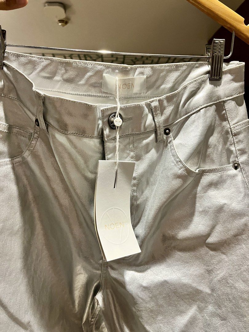 NOEN 81427 Metallic Silver Barrel Jeans (Category: Luxury Apparel) located in Marikina City. Submitted by itsmejerome3030 (Listing ID 1461537593, Image 2). Description: Brand: Noen Nordic Size: small to medium Color: Metallic Silver Issue: none (brand new with tag) PS I’ll make sure shipped items are presentable, however kindly manage your expectations since it’s preloved. Note: No return, no exchange Thank you very much MOP: Paymaya/ BDO/ Metrob
