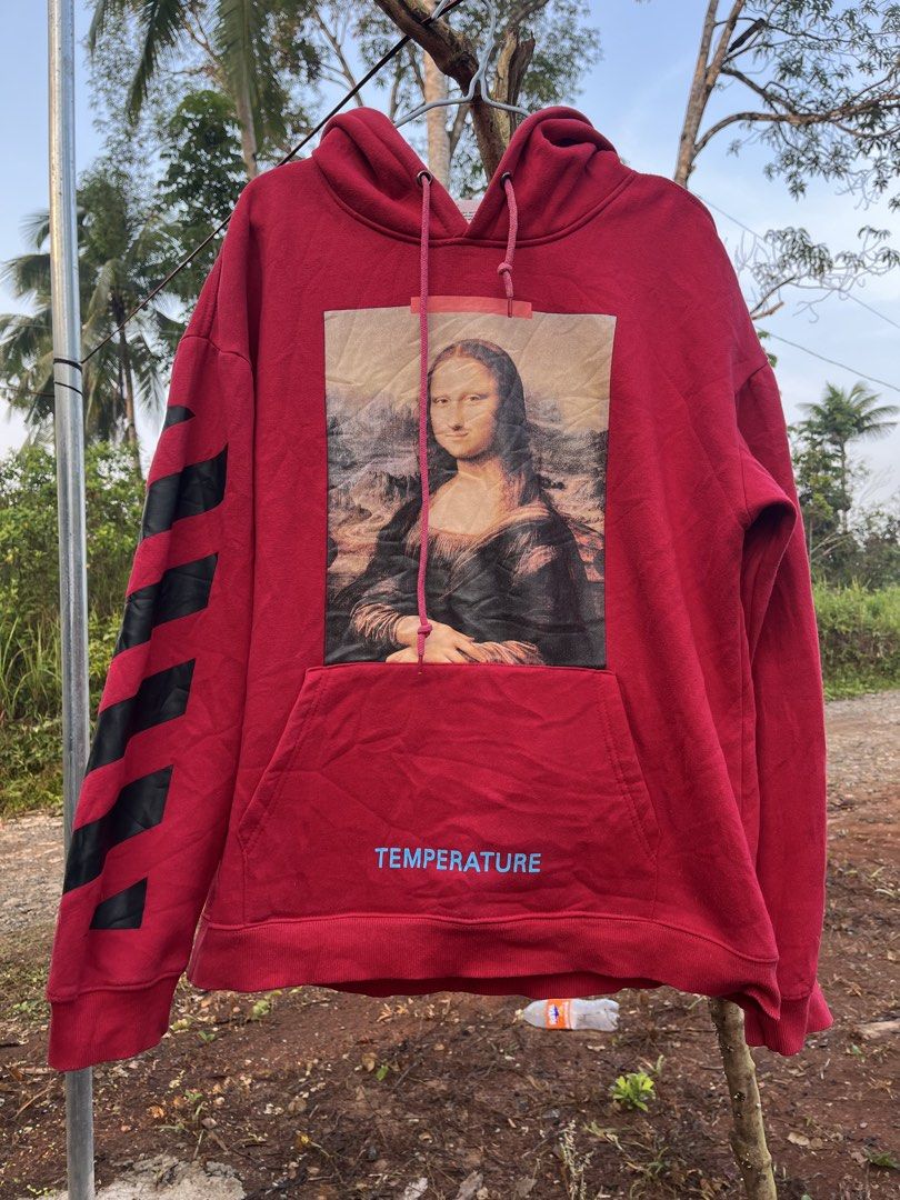 Off white Hoddie (Category: Coats, Jackets and Outerwear) located in Ipil. Submitted by larrynini (Listing ID 1461487171, Image 1). Description: Off white hoddie jacket (off) No cracks prints Color rate 8.5/10 Complete details.