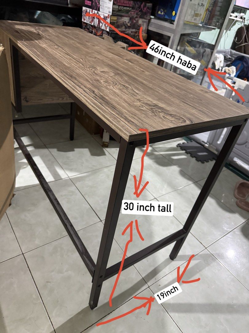 Office Table / Gaming table (Brandnew) (Category: Other Kitchenware & Tableware) located in Paranaque City. Submitted by icko007 (Listing ID 1461535043, Image 3). Description: Office Table or Gaming Table (see 2nd pic andon n details ng size) Kakabili lang nyan Hindi fit sa Pwesto ko eh Price 2600 Only Last Price Pickup Paranaque via lalamove L300 pwede Payment Gcash / Bpi .