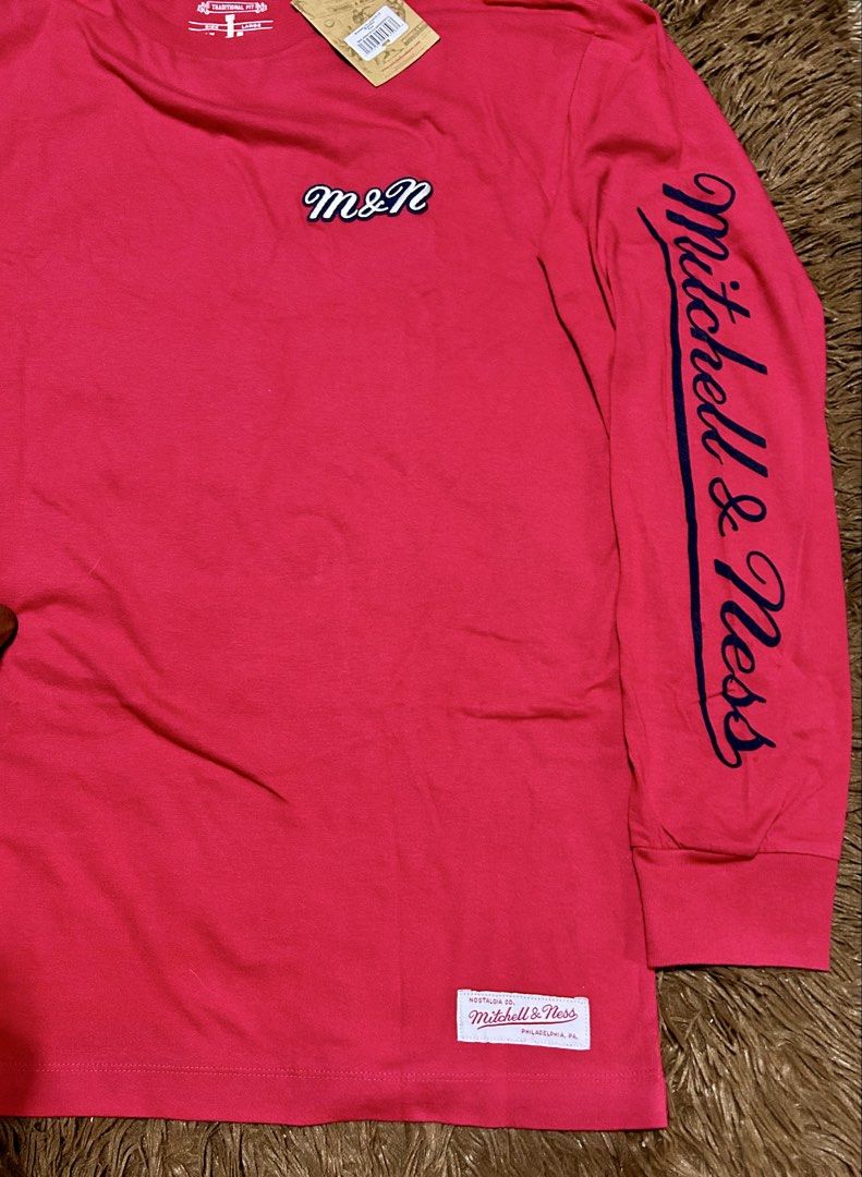 OG Mitchell & Ness Sweater (Large) (Category: Coats, Jackets and Outerwear) located in Bacoor. Submitted by deezeesjsy709 (Listing ID 1461344327, Image 2). Description: .