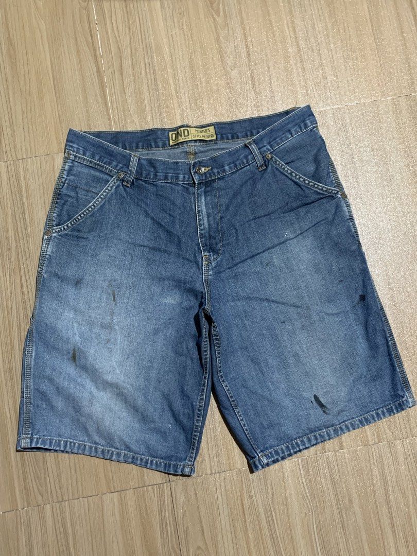 Old Navy Vintage Carpenter Jorts (Category: Shorts) located in Calamba. Submitted by thriftopia25 (Listing ID 1461478702, Image 1). Description: Dm for more info.