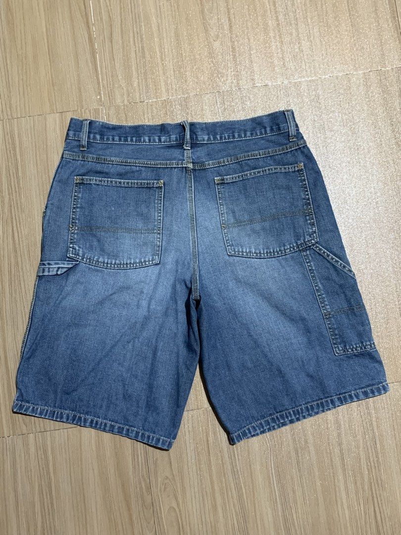 Old Navy Vintage Carpenter Jorts (Category: Shorts) located in Calamba. Submitted by thriftopia25 (Listing ID 1461478702, Image 2). Description: Dm for more info.