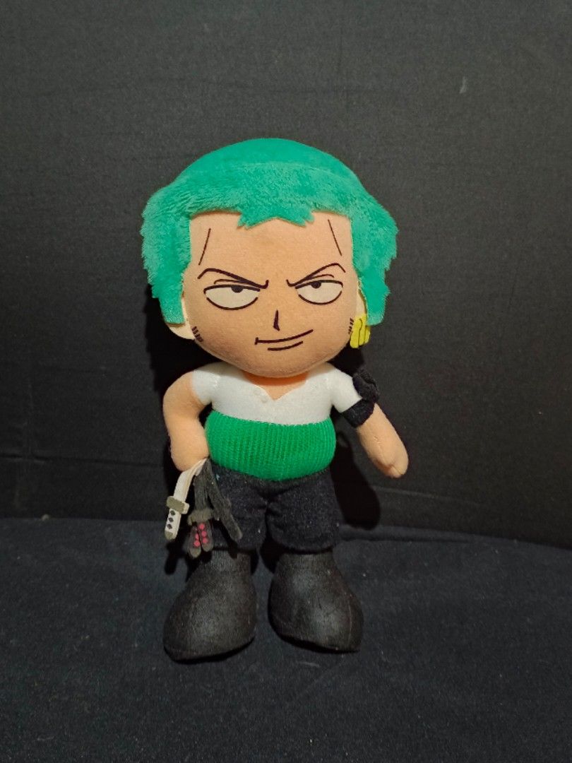 One-piece Roronoa Zoro' Vintage Plush 2000 (Category: Plushies & Soft Toys) located in Compostela. Submitted by buenaflora04681 (Listing ID 1461452810, Image 1). Description: 7-8 inches Get as is wyswyg....