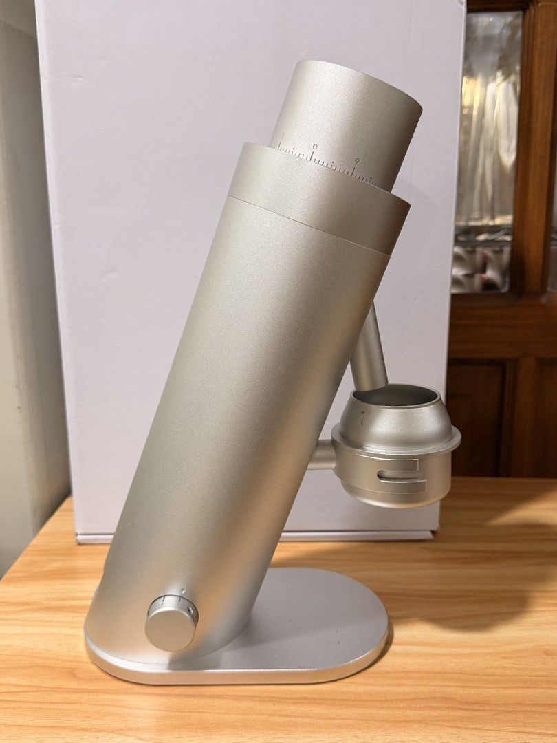 Option - O P64 (Category: Coffee Machines & Makers) located in Quezon City. Submitted by neilpb (Listing ID 1461398400, Image 2). Description: Light Use for Cuppings -RPM Control -64mm Mizen Burrs Technical Details of the grinder can be found online. Firm Price .