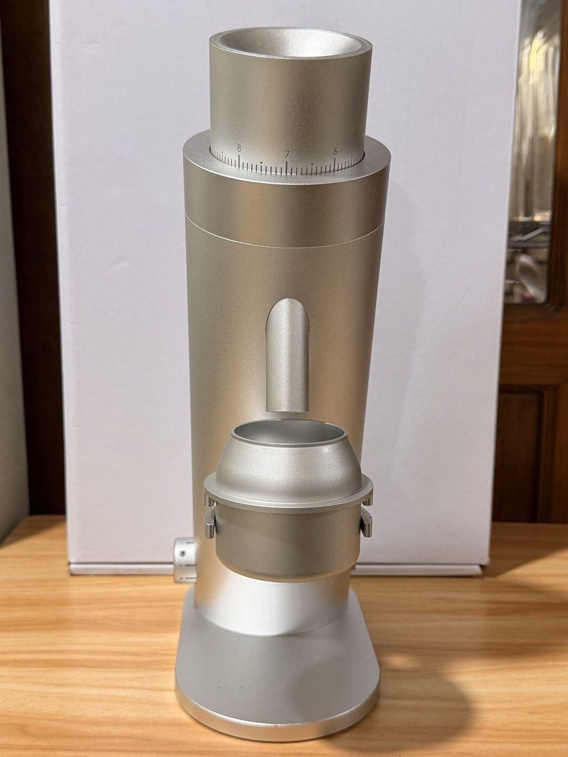 Option - O P64 (Category: Coffee Machines & Makers) located in Quezon City. Submitted by neilpb (Listing ID 1461398400, Image 3). Description: Light Use for Cuppings -RPM Control -64mm Mizen Burrs Technical Details of the grinder can be found online. Firm Price .