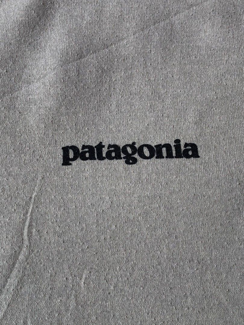 PATAGONIA MULLET TEE (Category: Tshirts & Polo Shirts ) located in Baybay. Submitted by dathrifted (Listing ID 1461458564, Image 2). Description: PATAGONIA MULLET TEE LARGE ON TAG Width-24. 5 Length- 29.5 Very Good Condition HONE ISSUES: lints and minimal hairline cracks PM if Interested 📩📩📩.